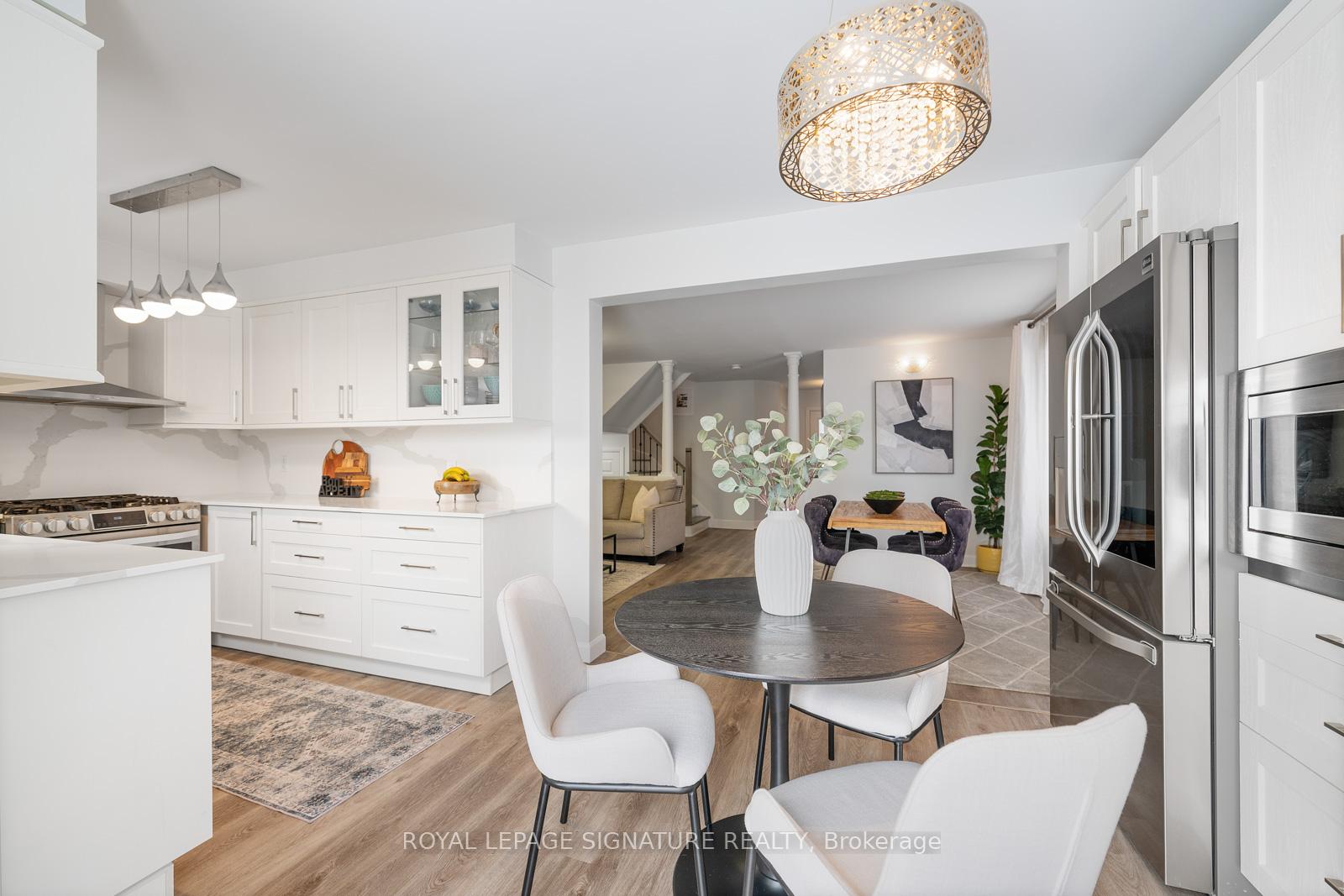 Photo 19 of 3 Blackthorn Drive, Vaughan, Maple — HOMEH