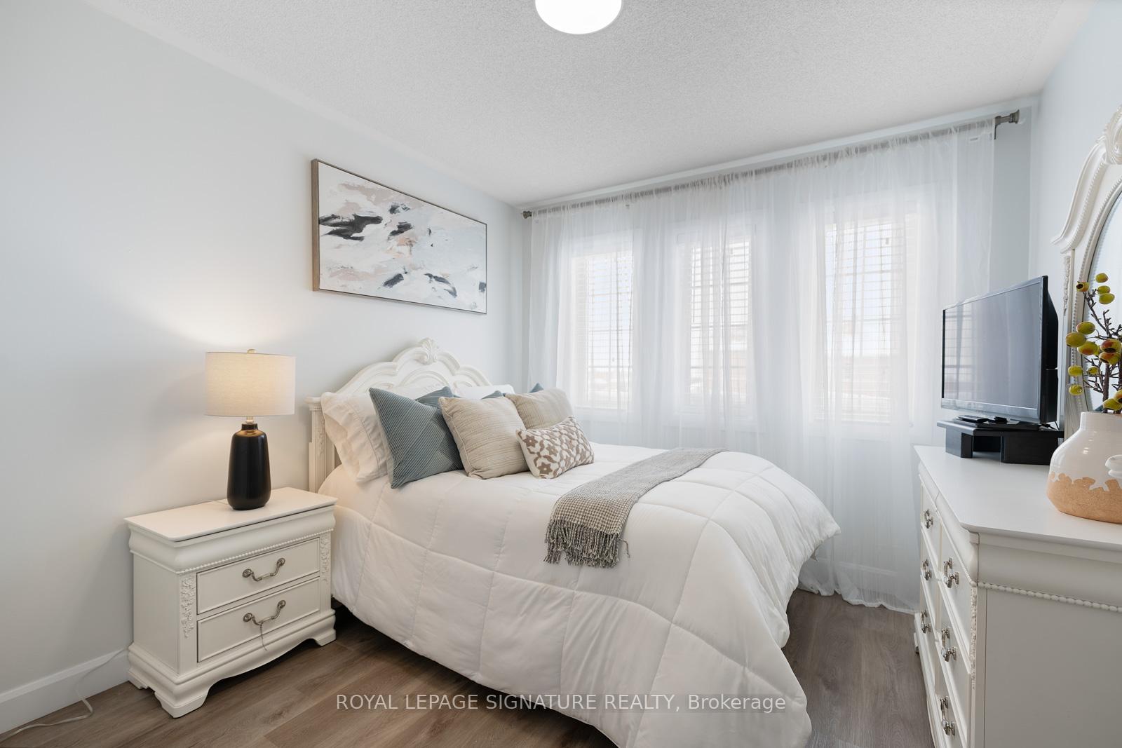 Photo 28 of 3 Blackthorn Drive, Vaughan, Maple — HOMEH