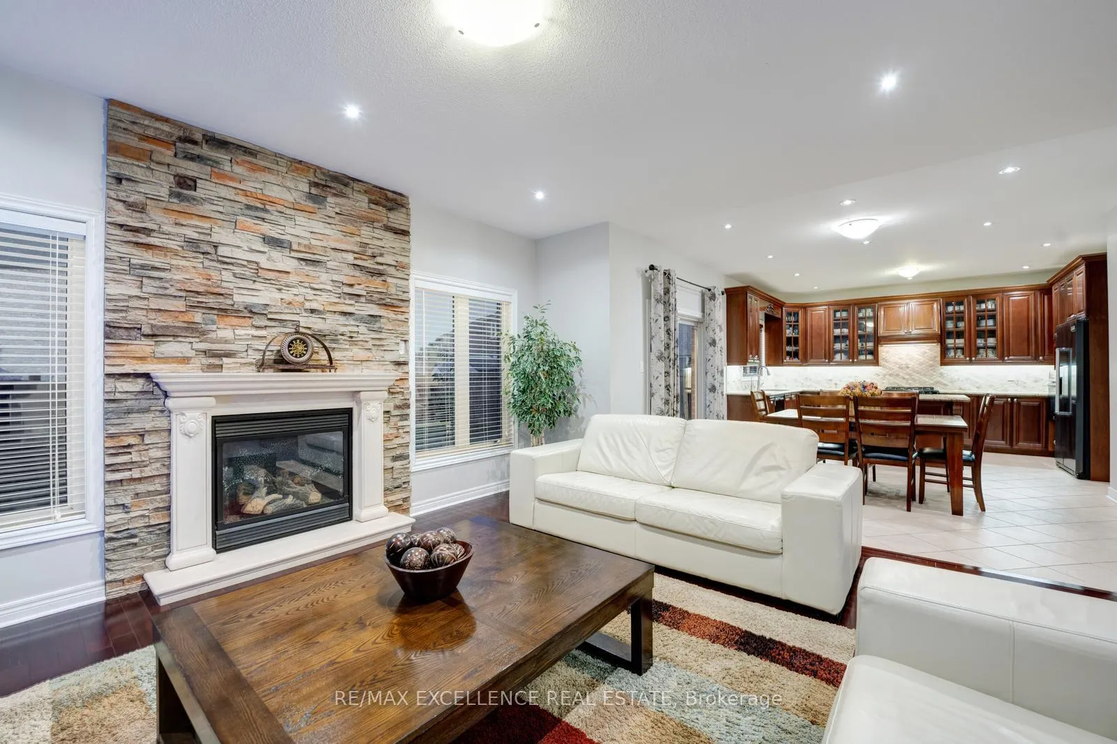 Photo 14 of 63 Powell Drive, Brampton, Sandringham-Wellington — HOMEH