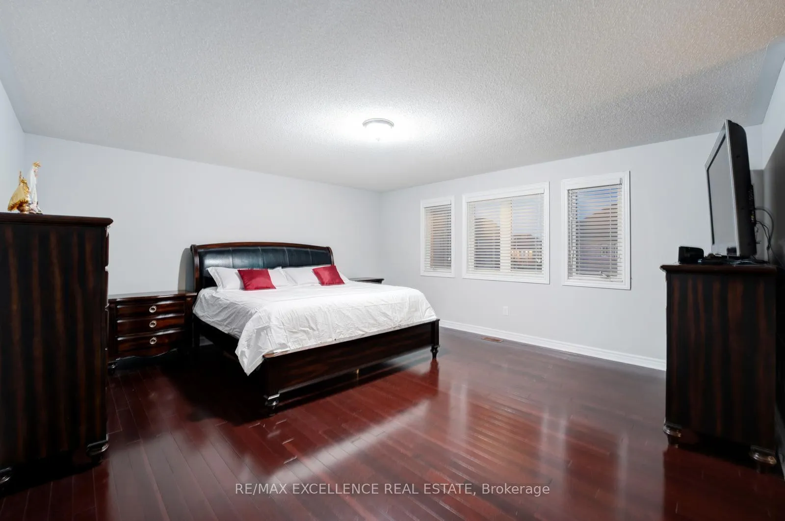 Photo 29 of 63 Powell Drive, Brampton, Sandringham-Wellington — HOMEH