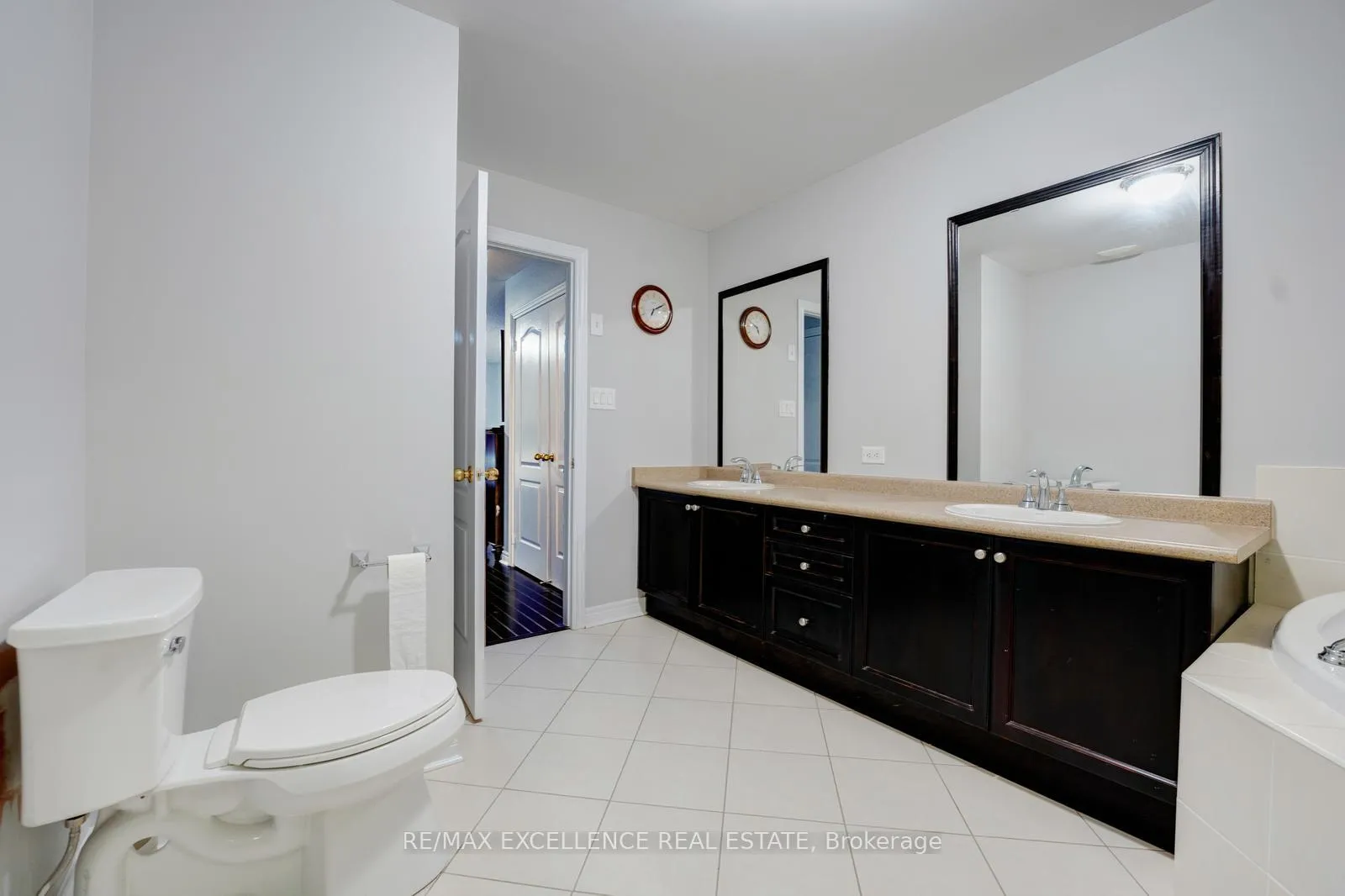 Photo 33 of 63 Powell Drive, Brampton, Sandringham-Wellington — HOMEH