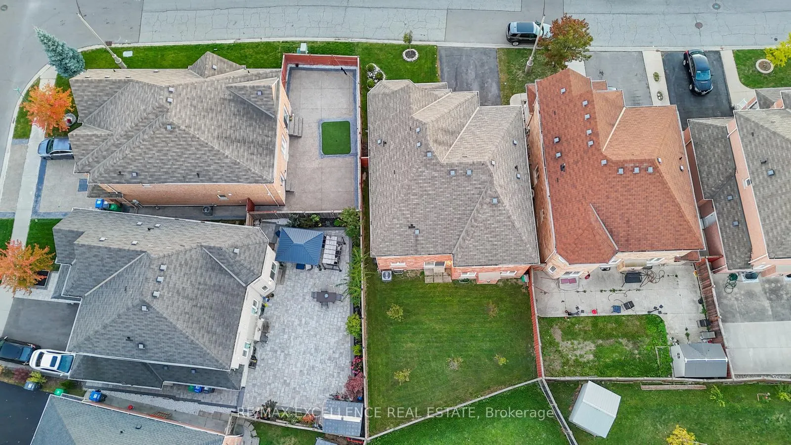 Photo 44 of 63 Powell Drive, Brampton, Sandringham-Wellington — HOMEH