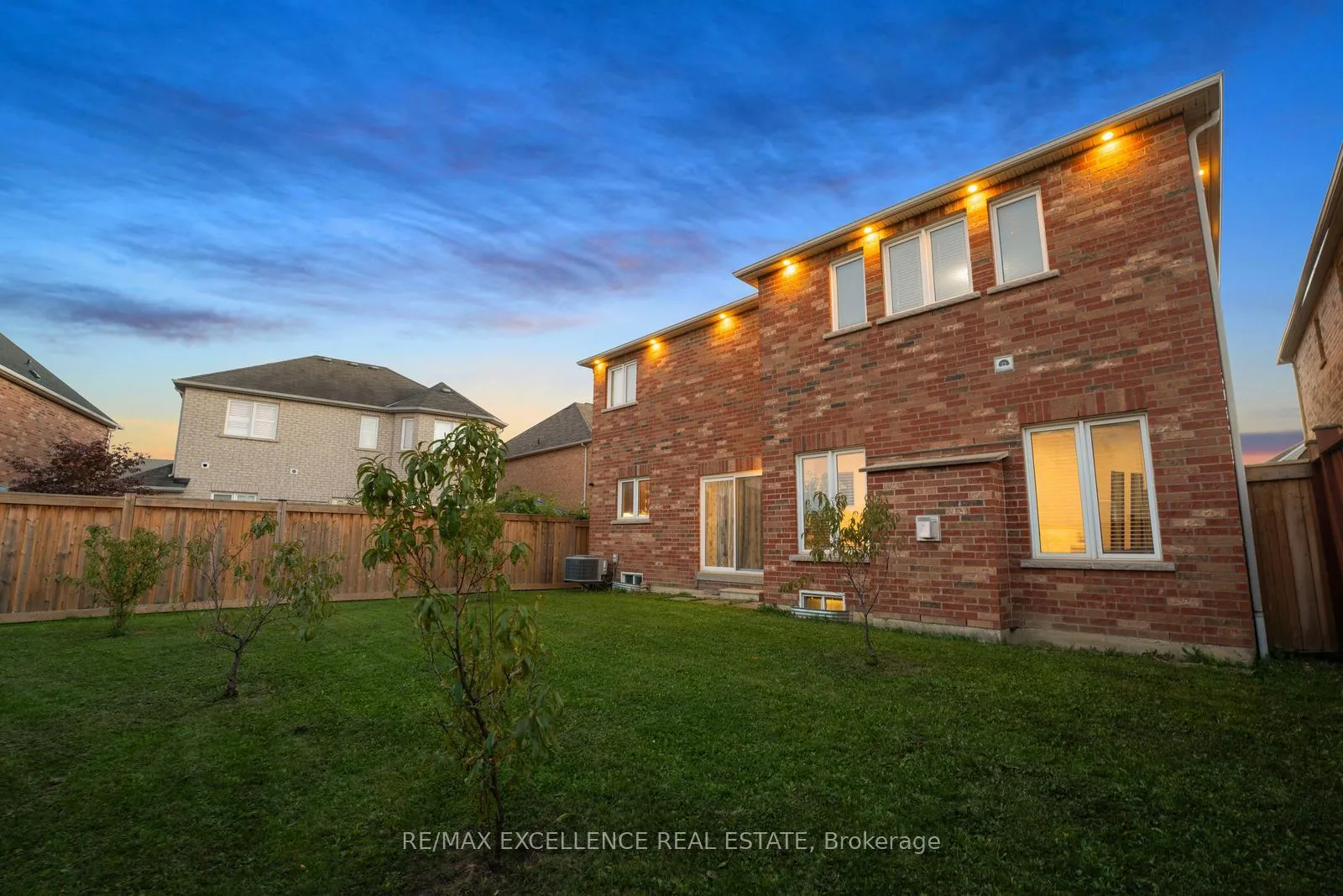 Photo 46 of 63 Powell Drive, Brampton, Sandringham-Wellington — HOMEH