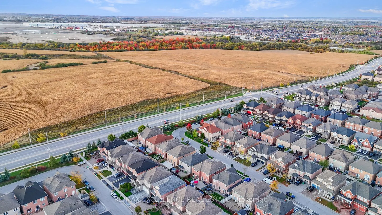 Photo 48 of 63 Powell Drive, Brampton, Sandringham-Wellington — HOMEH