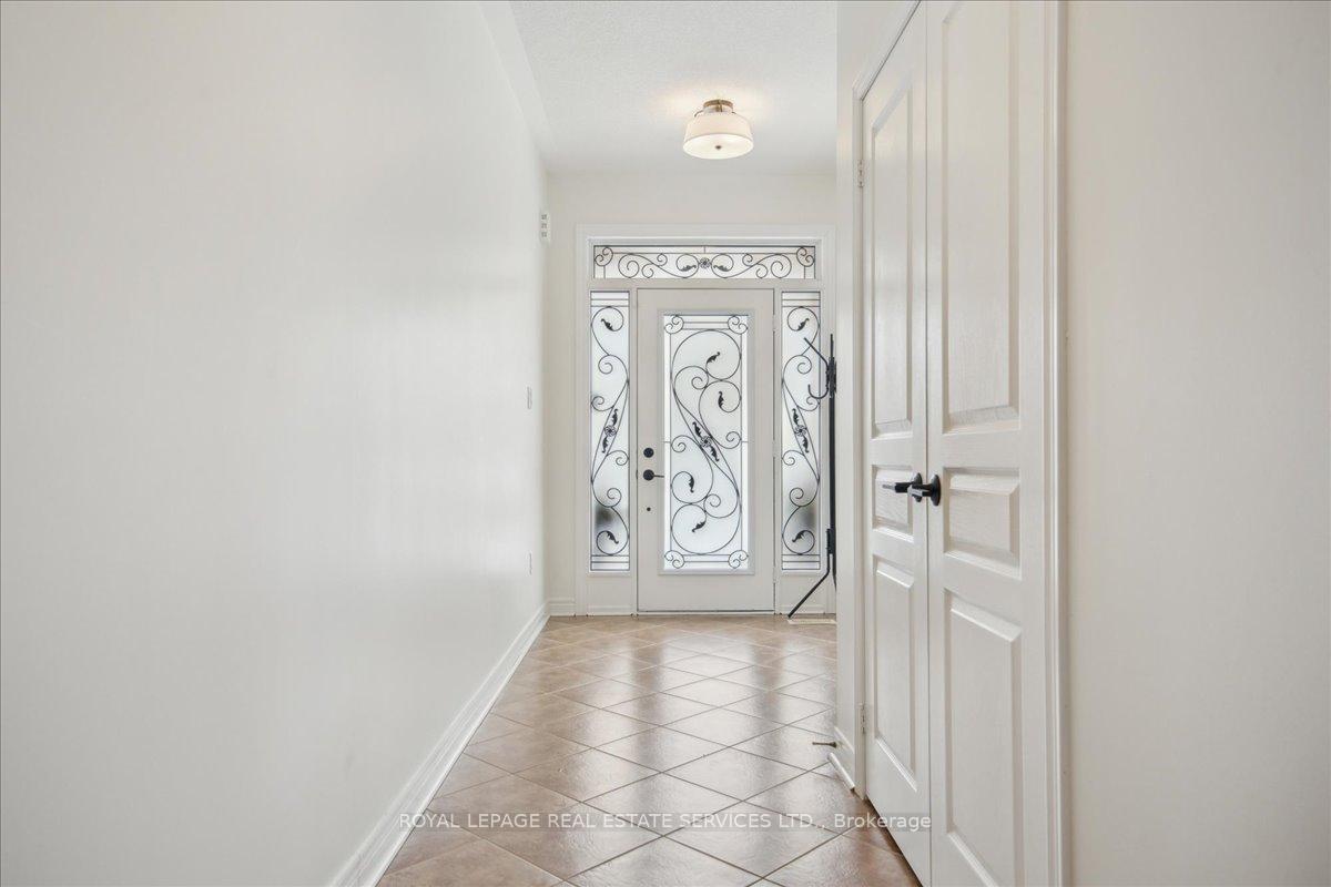Photo 6 of 50 Ostrovsky Road, Vaughan, Vellore Village — HOMEH