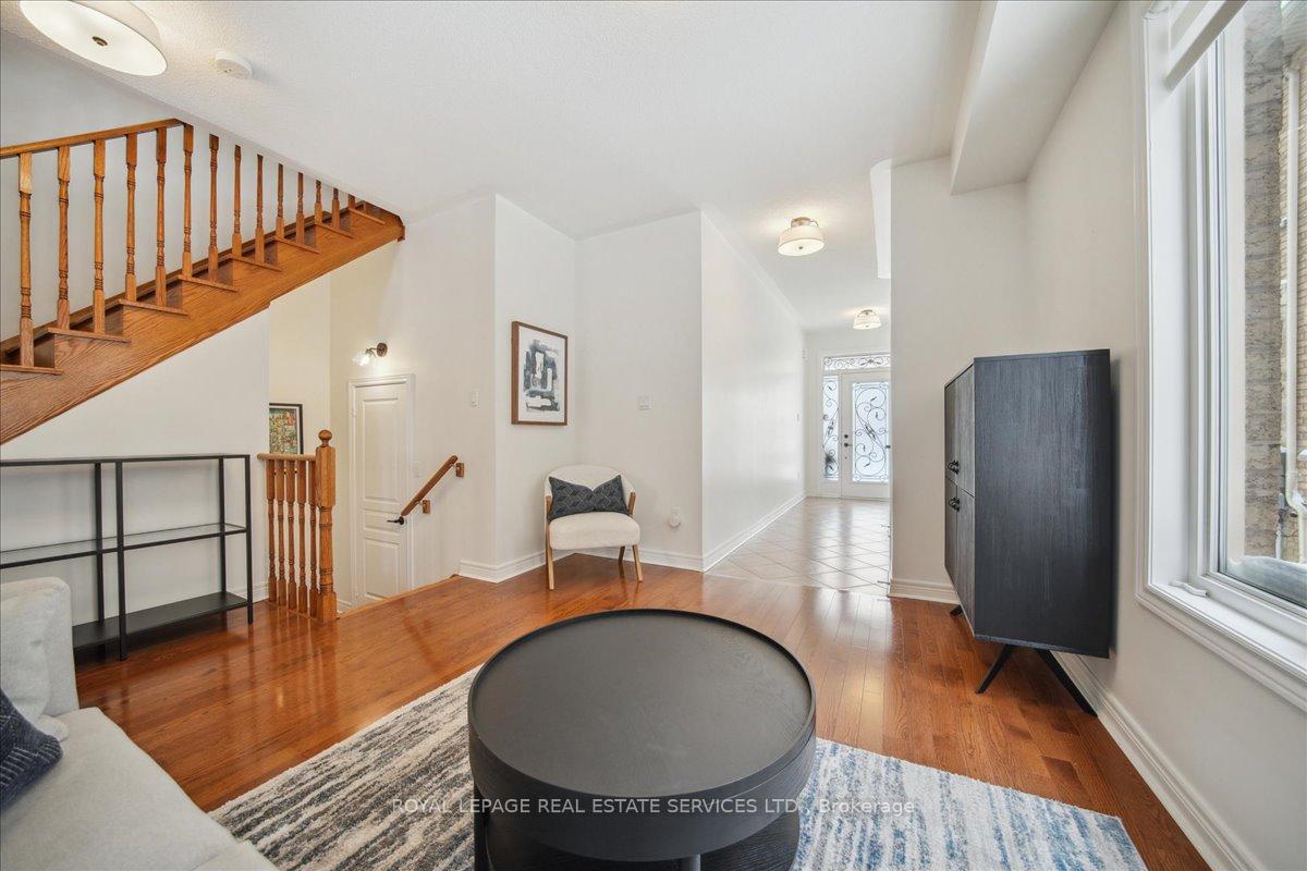 Photo 11 of 50 Ostrovsky Road, Vaughan, Vellore Village — HOMEH