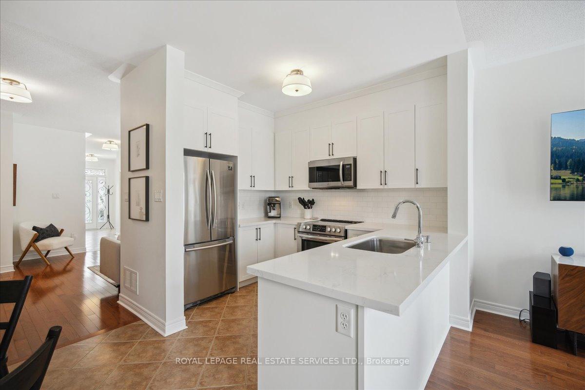 Photo 15 of 50 Ostrovsky Road, Vaughan, Vellore Village — HOMEH