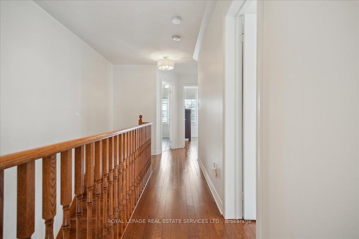 Photo 25 of 50 Ostrovsky Road, Vaughan, Vellore Village — HOMEH