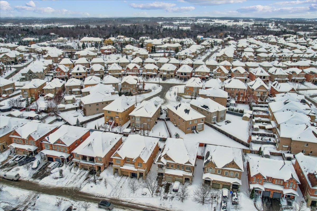 Photo 45 of 50 Ostrovsky Road, Vaughan, Vellore Village — HOMEH