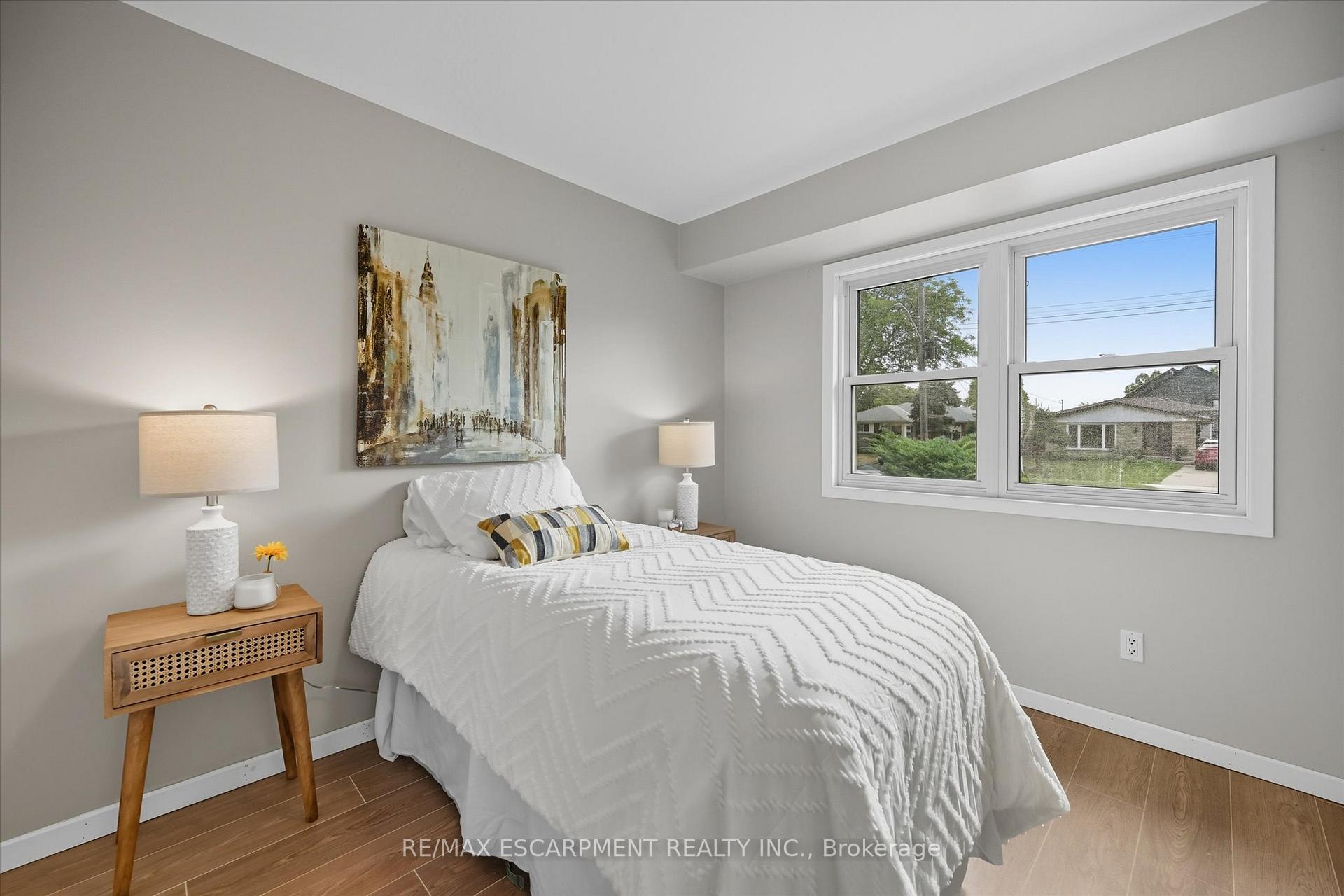 Photo 18 of 966 Upper Sherman Avenue, Hamilton, Thorner — HOMEH