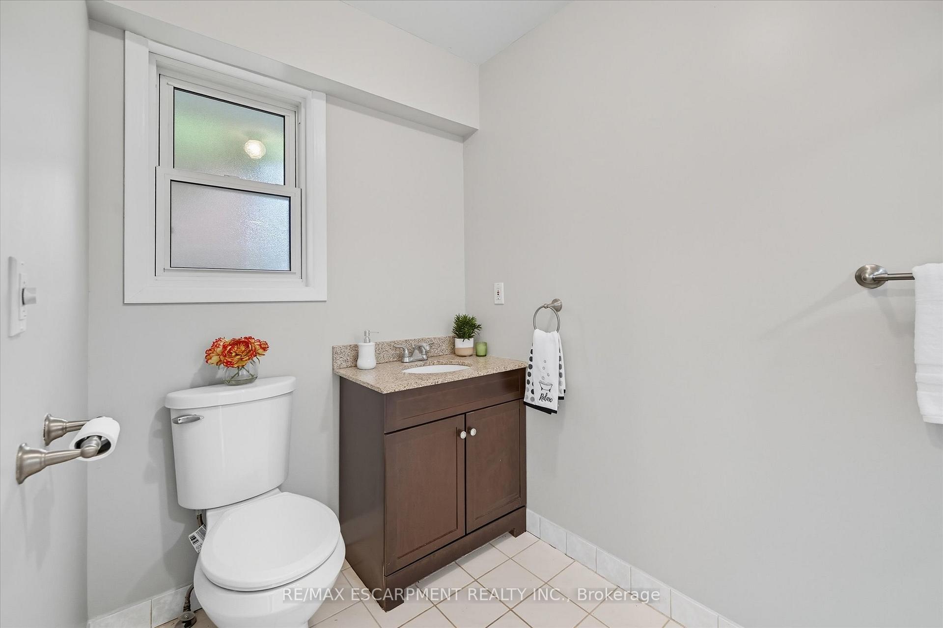 Photo 22 of 966 Upper Sherman Avenue, Hamilton, Thorner — HOMEH