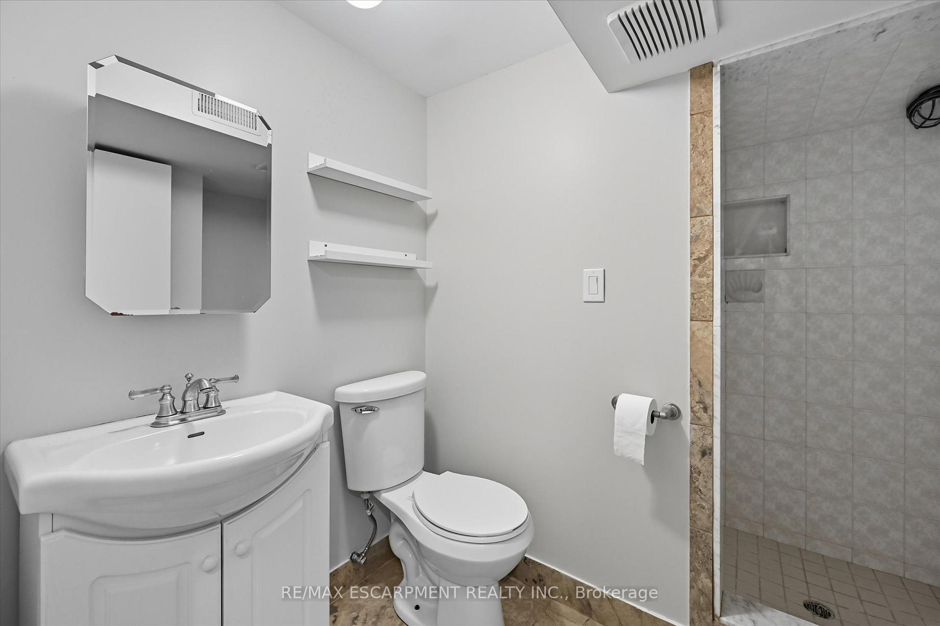Photo 37 of 966 Upper Sherman Avenue, Hamilton, Thorner — HOMEH