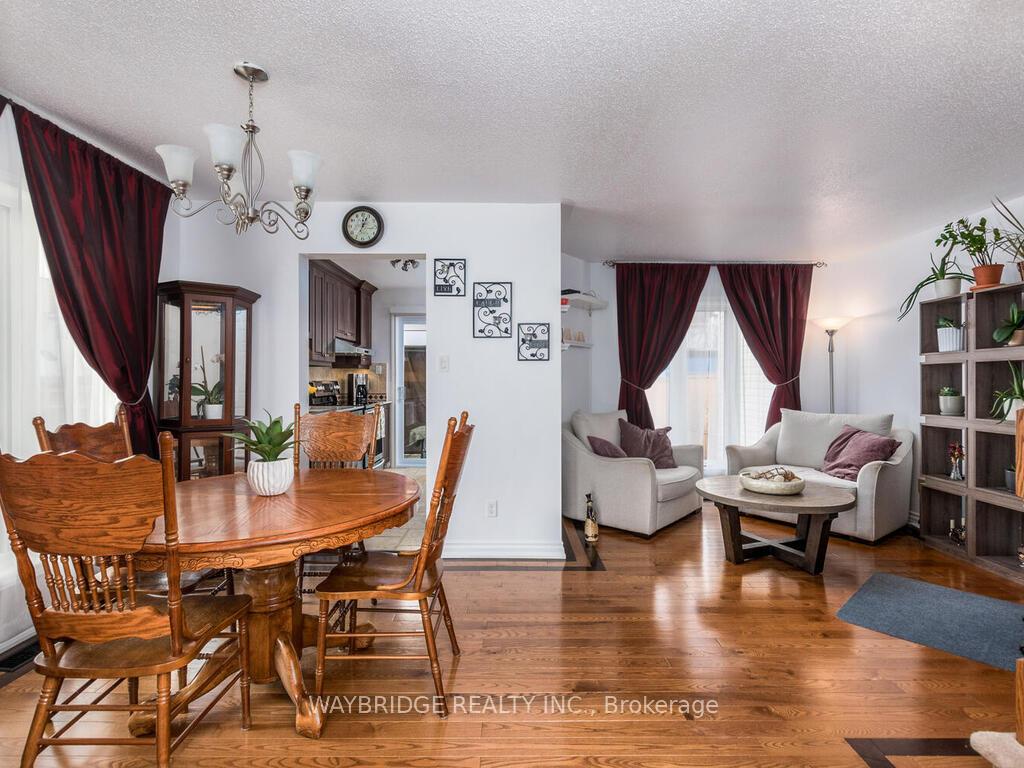 Photo 6 of 284 Stoneway Drive, Ottawa, Barrhaven East — HOMEH
