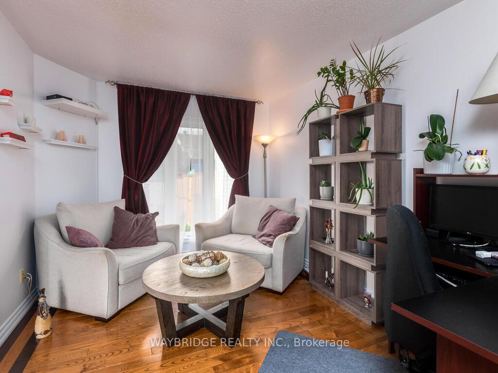 Photo 8 of 284 Stoneway Drive, Ottawa, Barrhaven East — HOMEH