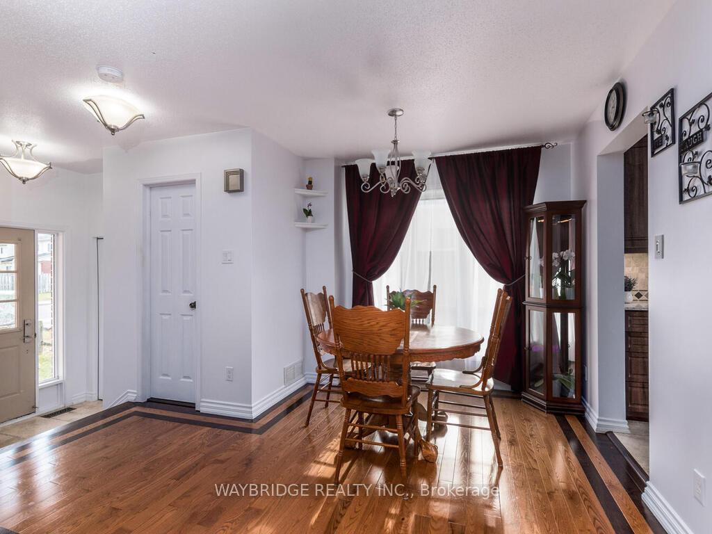 Photo 11 of 284 Stoneway Drive, Ottawa, Barrhaven East — HOMEH