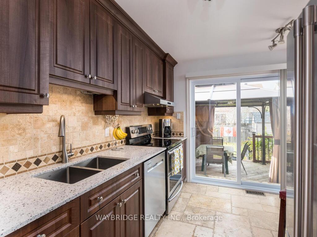 Photo 13 of 284 Stoneway Drive, Ottawa, Barrhaven East — HOMEH