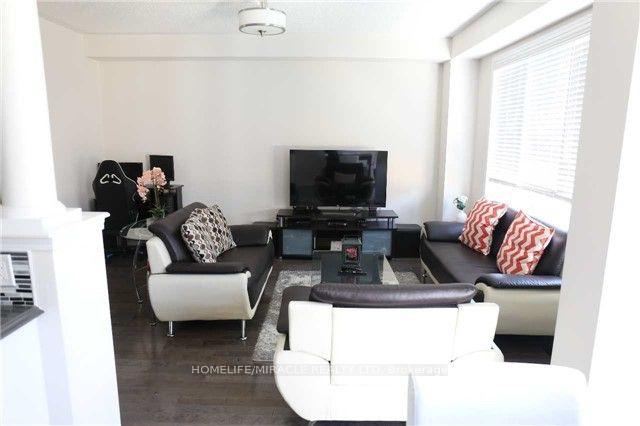 Photo 4 of 62 Robert Parkinson Drive, Brampton, Brampton West — HOMEH