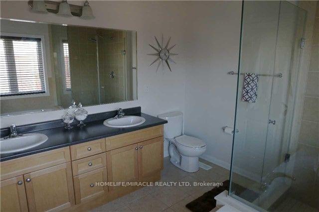 Photo 11 of 62 Robert Parkinson Drive, Brampton, Brampton West — HOMEH