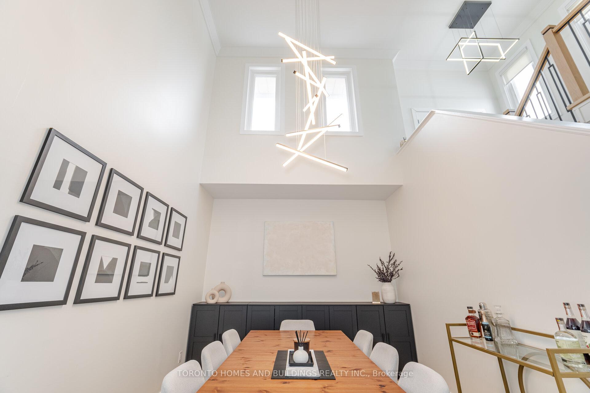 Photo 9 of 249 Matthew Drive, Vaughan, East Woodbridge — HOMEH