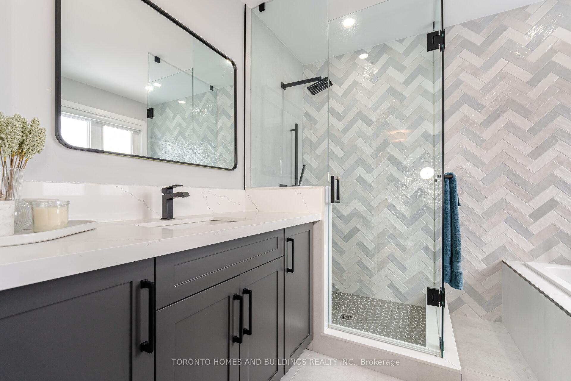 Photo 27 of 249 Matthew Drive, Vaughan, East Woodbridge — HOMEH