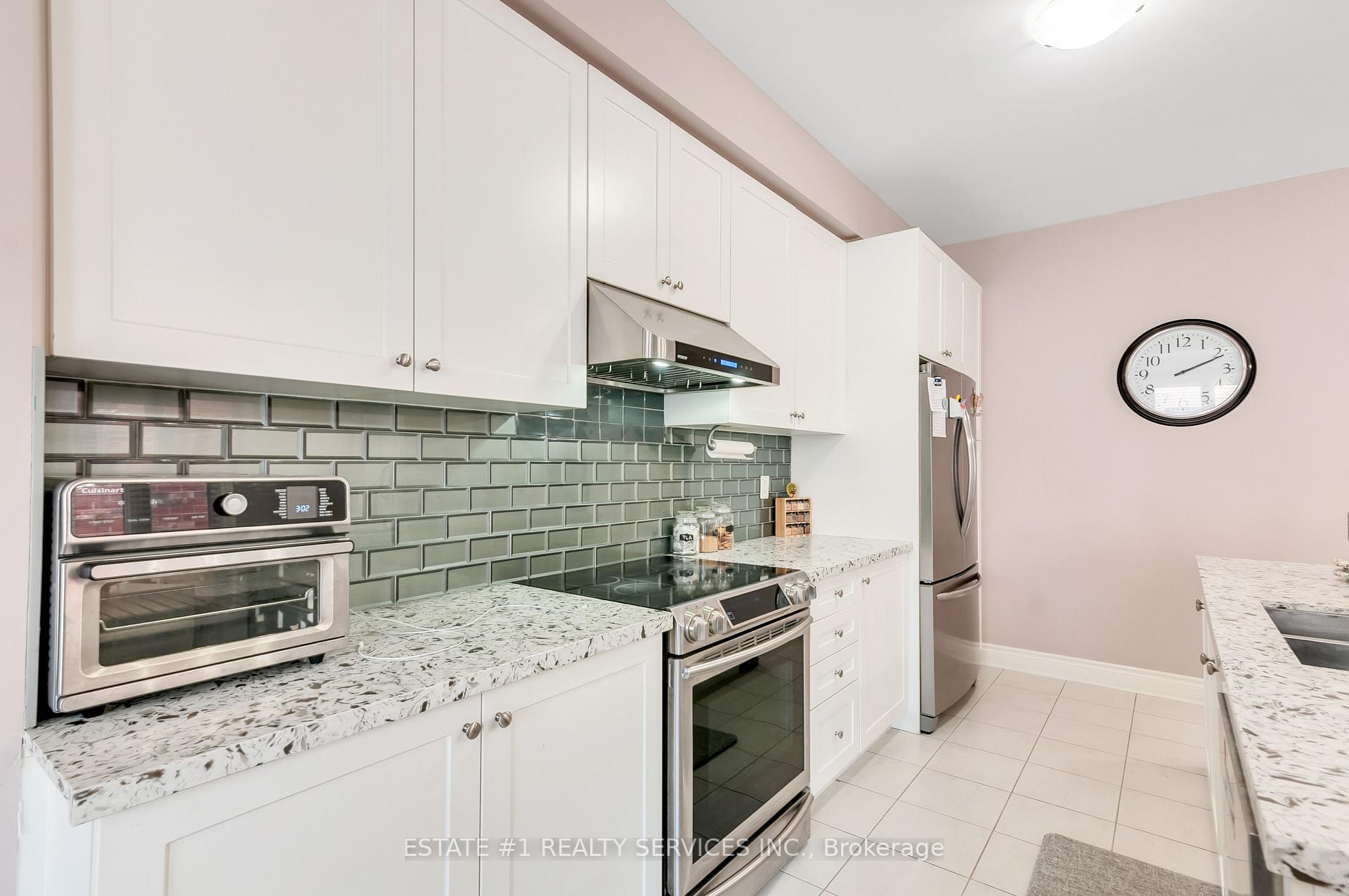 Photo 9 of 13 Andretti Crescent, Brampton, Credit Valley — HOMEH