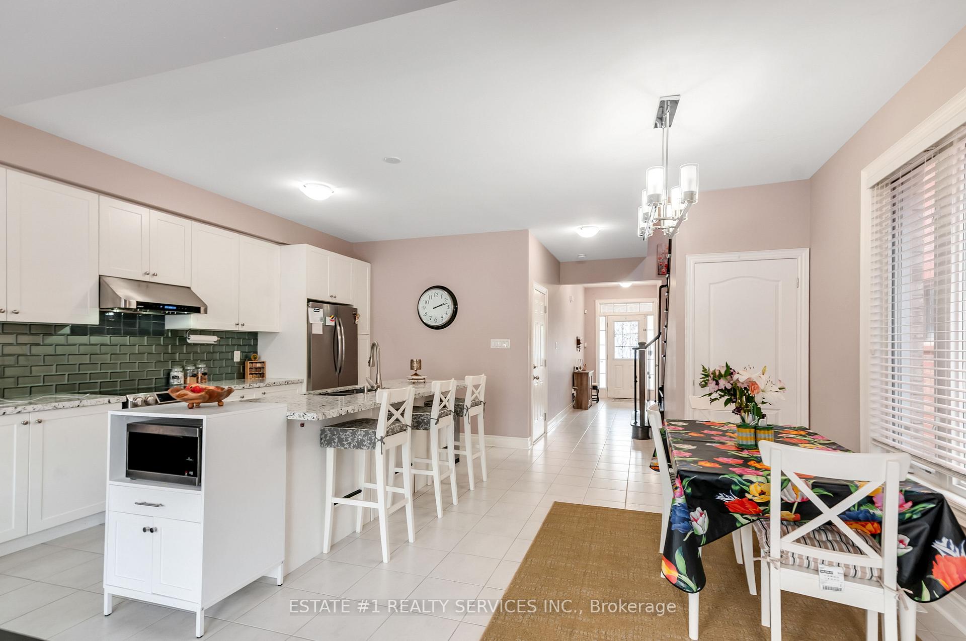 Photo 12 of 13 Andretti Crescent, Brampton, Credit Valley — HOMEH