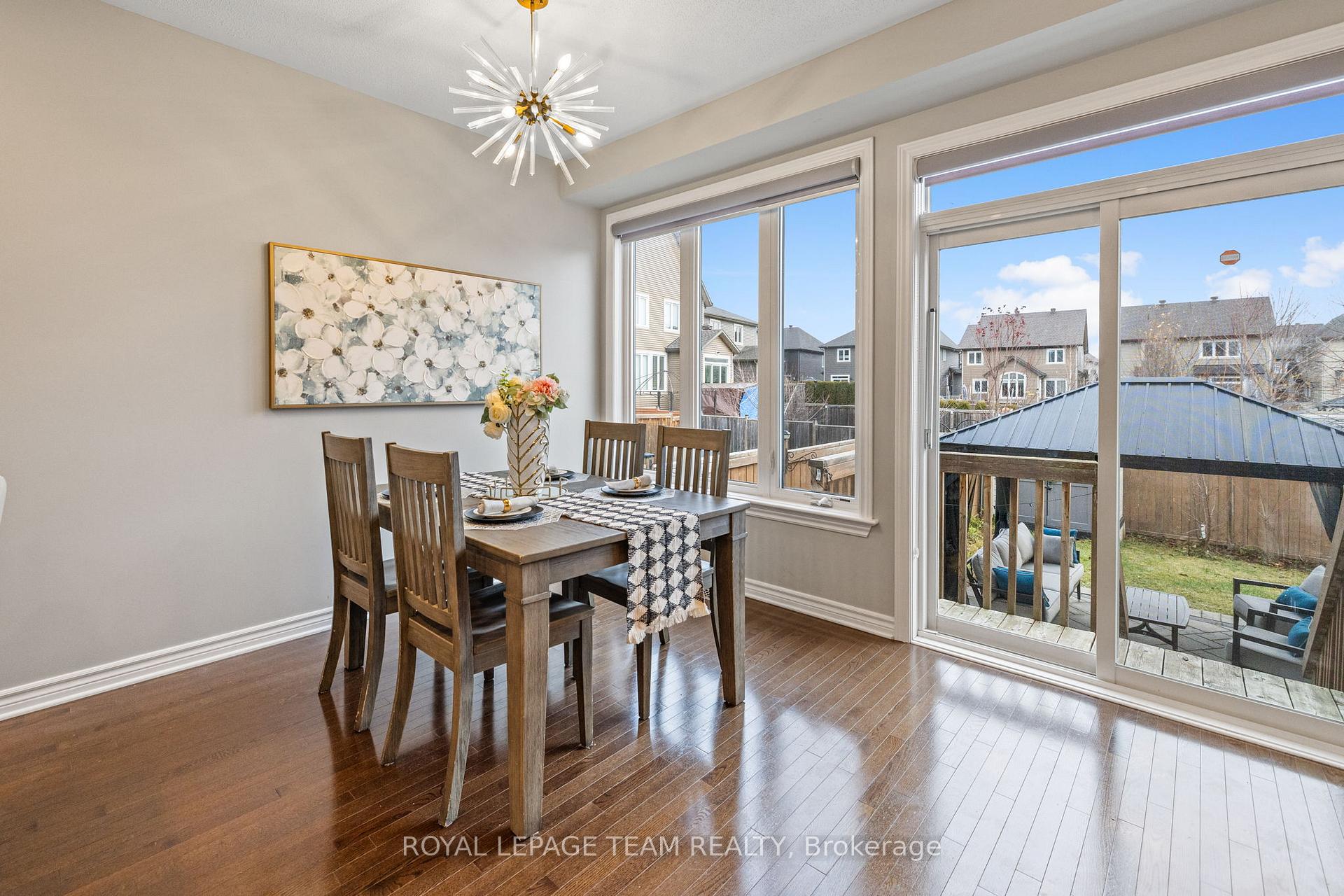 Photo 13 of 1134 Cobble Hill Drive, Ottawa, Barrhaven - Cedargrove/Fraserdale — HOMEH