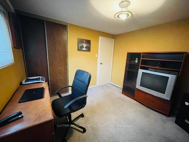 Photo 1 of 46 Morley Road, Vaughan, Brownridge — HOMEH