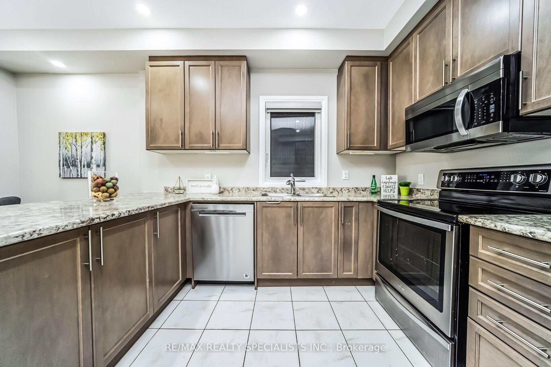Photo 16 of 16 Dalbeattie Drive, Brampton, Bram West — HOMEH