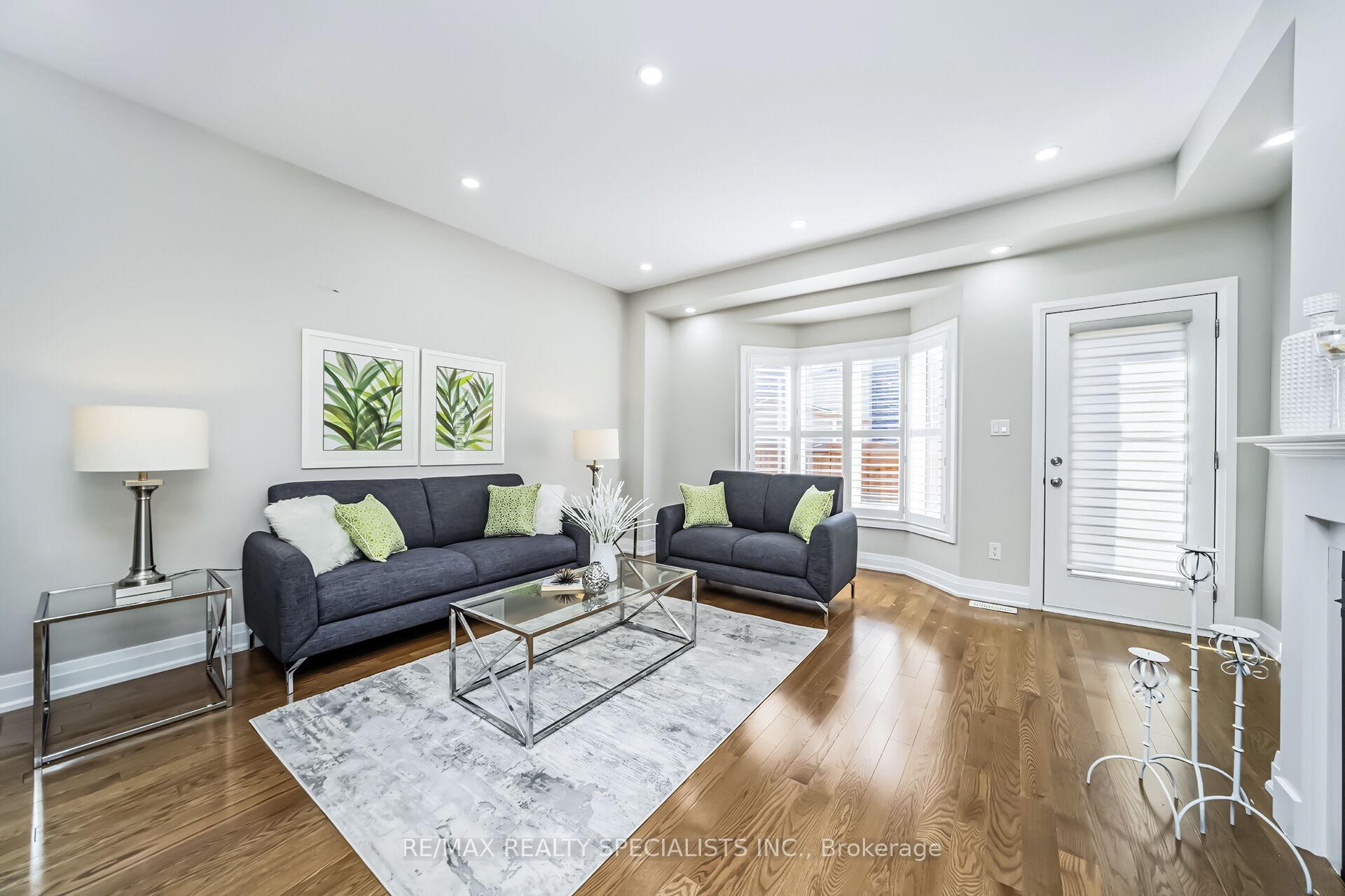 Photo 21 of 16 Dalbeattie Drive, Brampton, Bram West — HOMEH