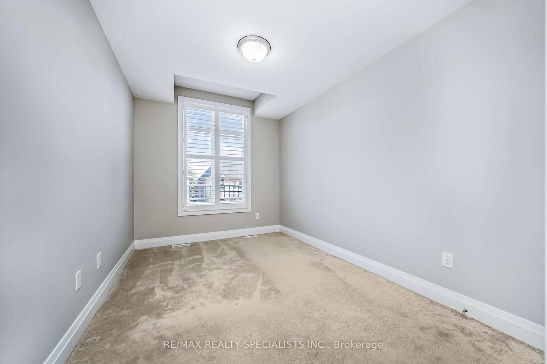 Photo 38 of 16 Dalbeattie Drive, Brampton, Bram West — HOMEH