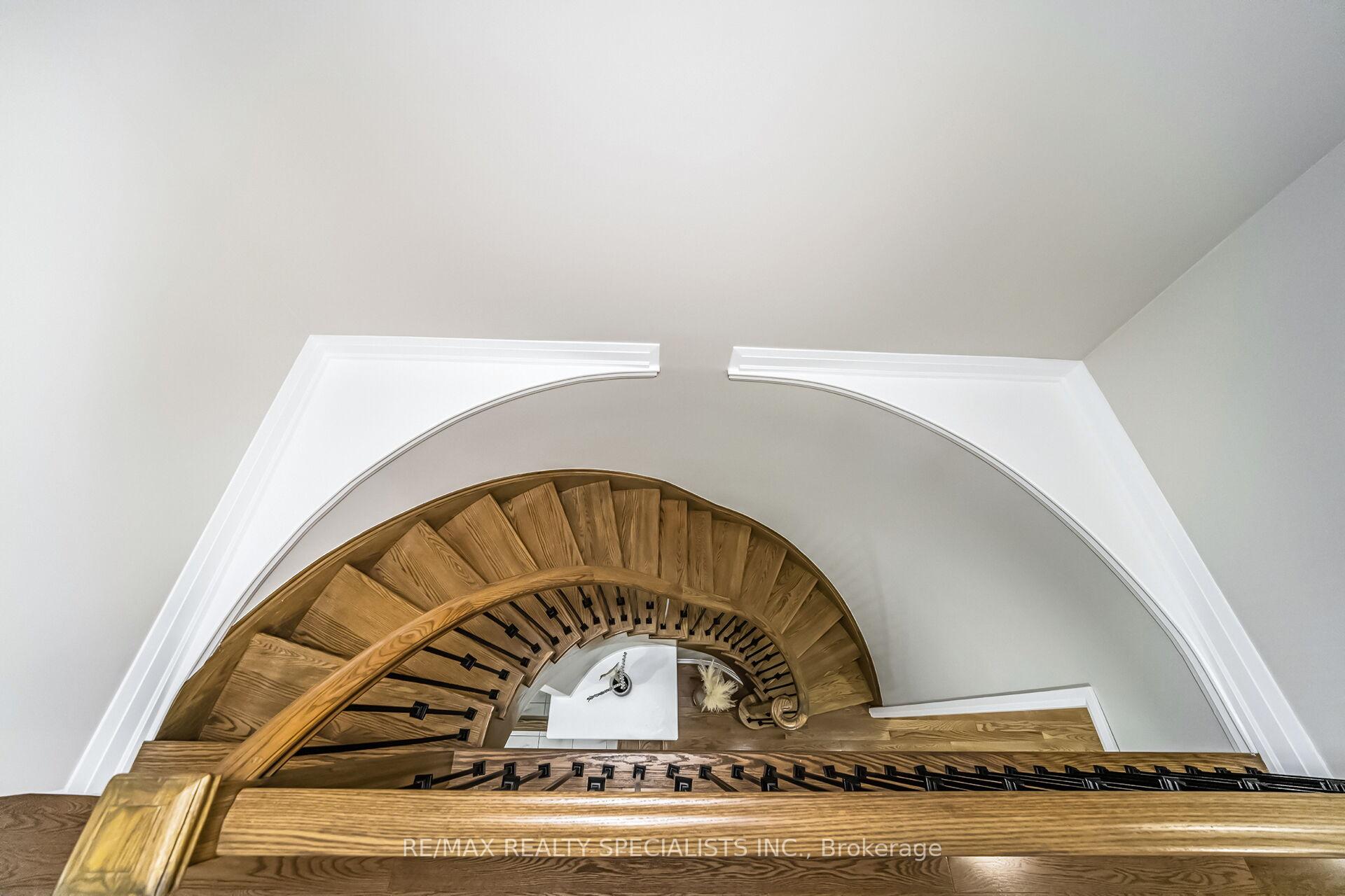 Photo 43 of 16 Dalbeattie Drive, Brampton, Bram West — HOMEH