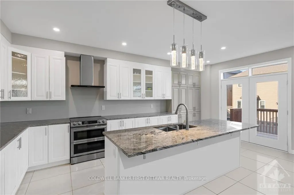 Photo 10 of 125 Paloma Circle, Ottawa, Barrhaven - Heritage Park — HOMEH
