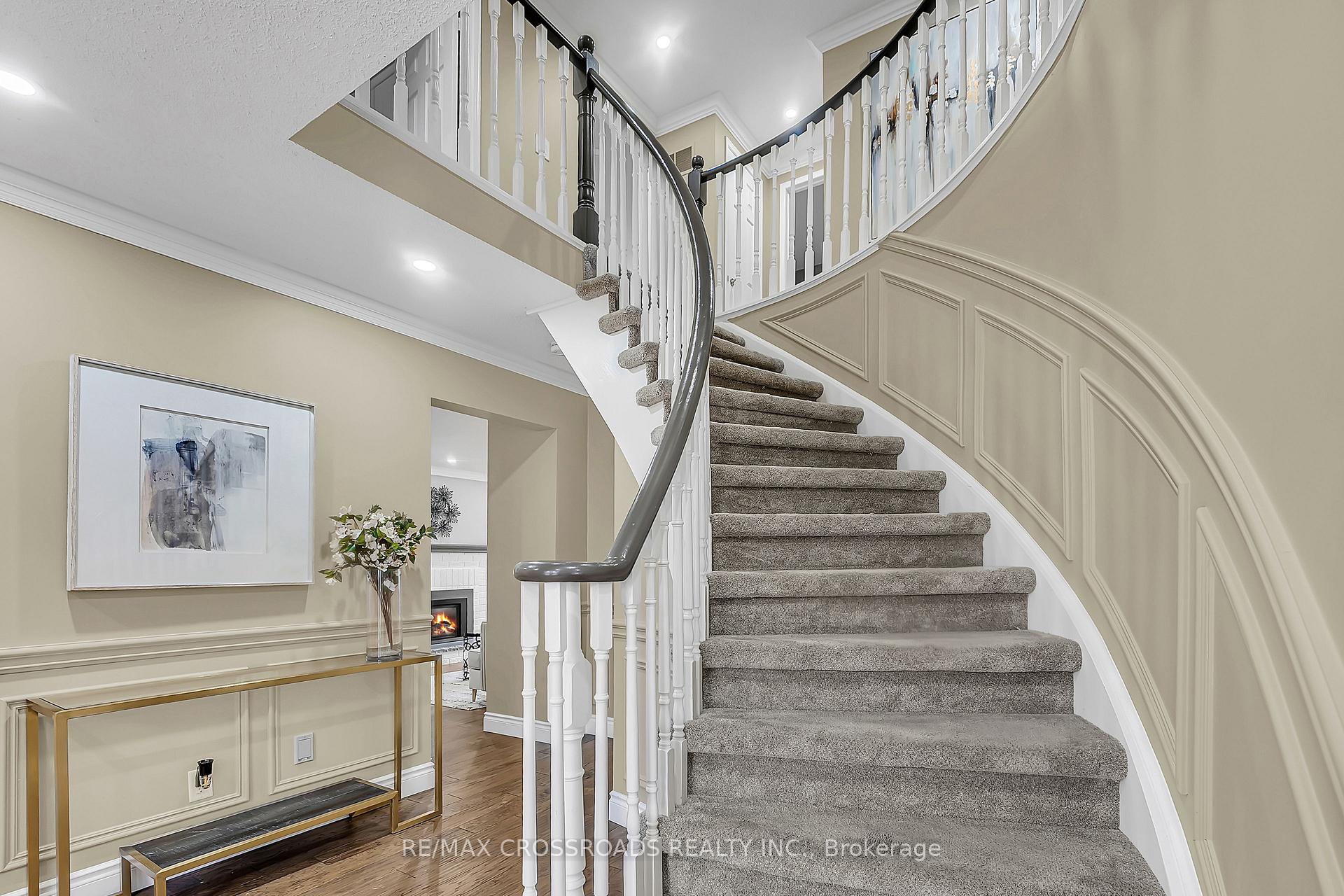 Photo 19 of 75 Barr Crescent, Brampton, Heart Lake East — HOMEH