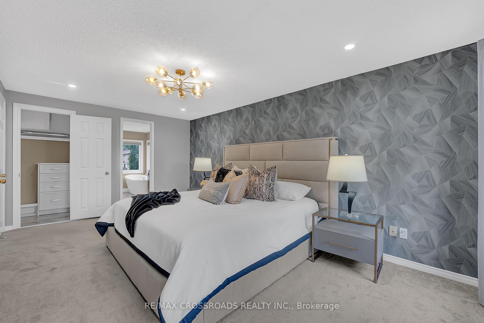 Photo 23 of 75 Barr Crescent, Brampton, Heart Lake East — HOMEH