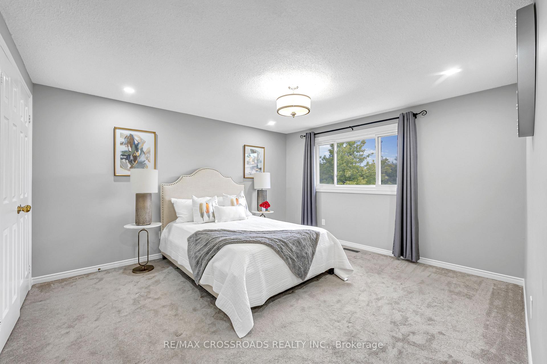 Photo 27 of 75 Barr Crescent, Brampton, Heart Lake East — HOMEH