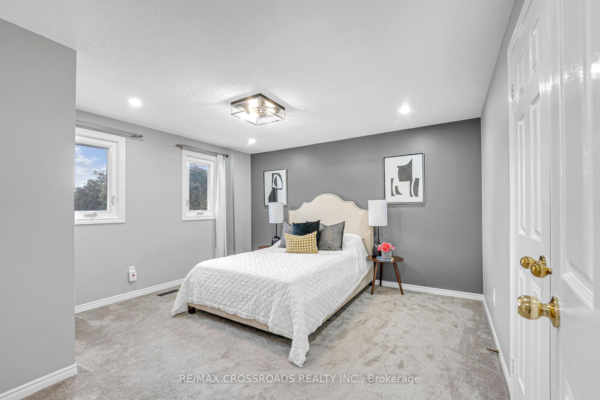 Photo 29 of 75 Barr Crescent, Brampton, Heart Lake East — HOMEH
