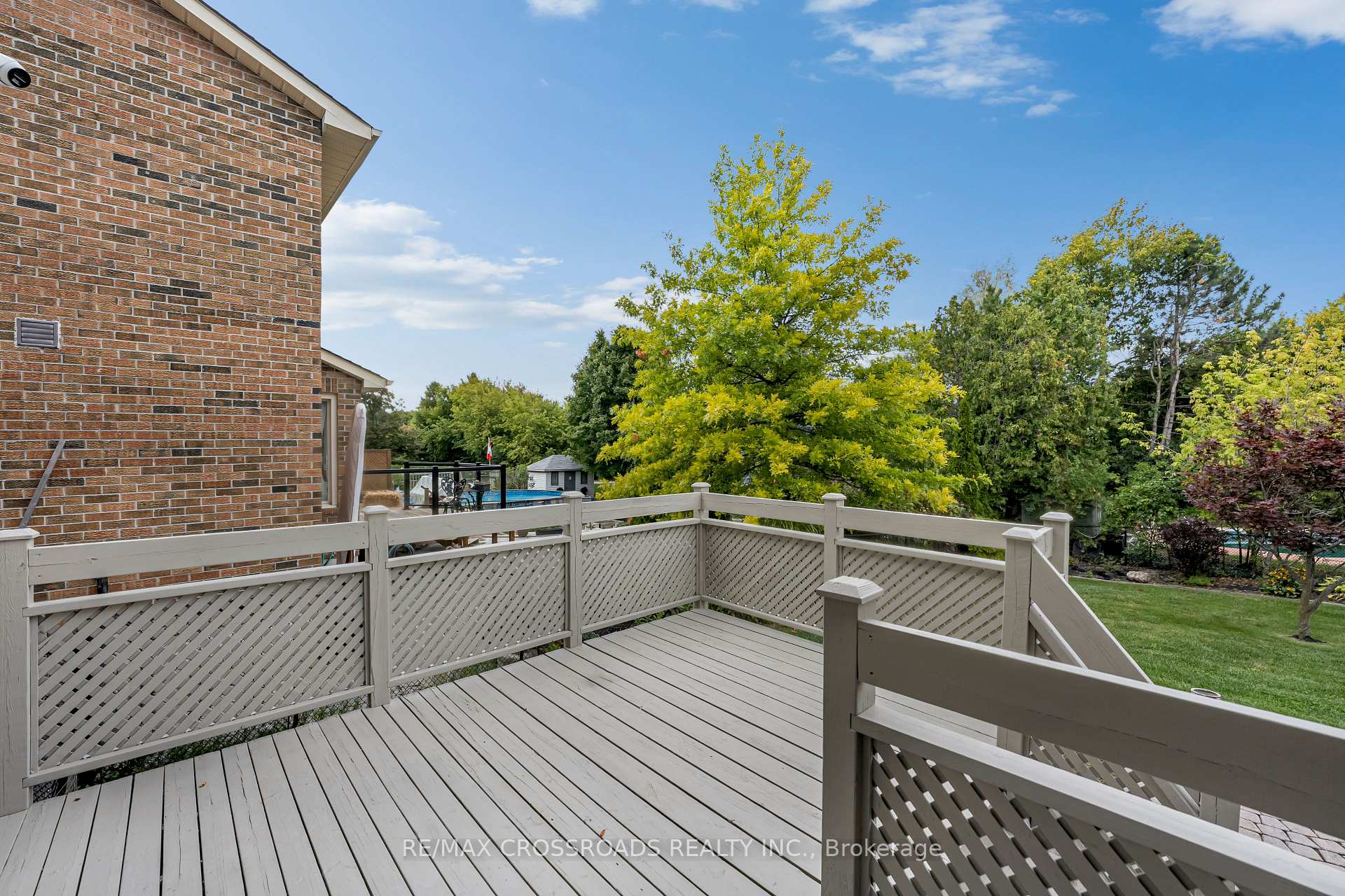 Photo 41 of 75 Barr Crescent, Brampton, Heart Lake East — HOMEH