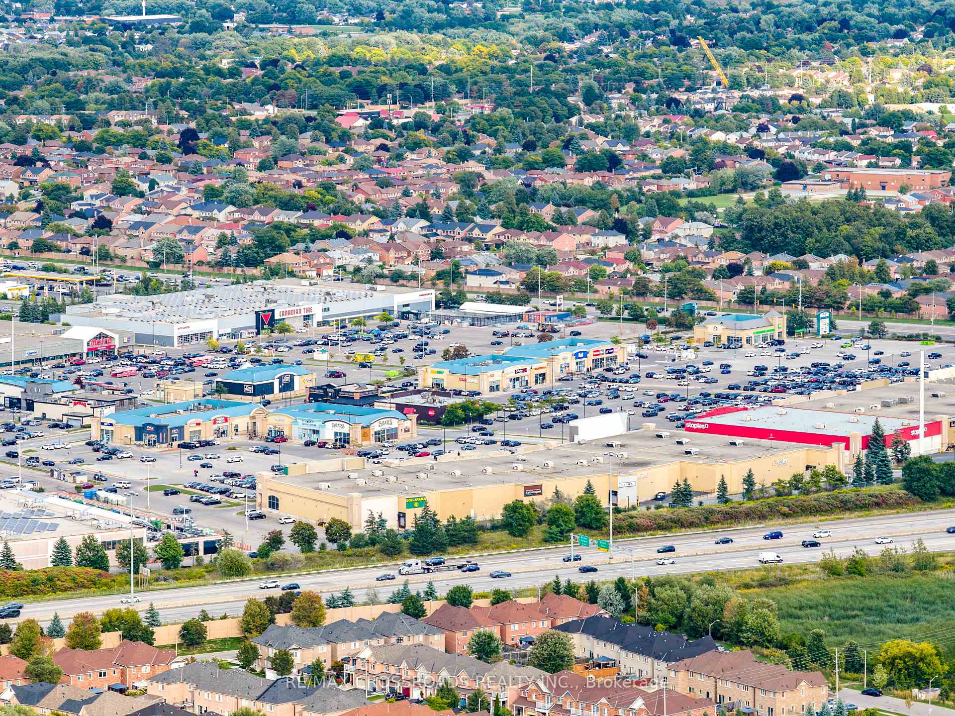 Photo 49 of 75 Barr Crescent, Brampton, Heart Lake East — HOMEH