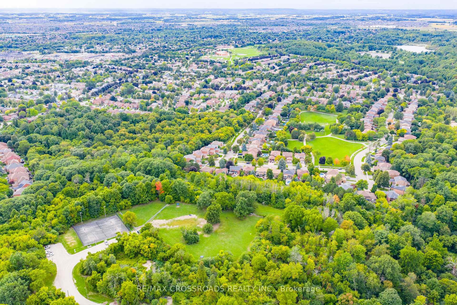 Photo 50 of 75 Barr Crescent, Brampton, Heart Lake East — HOMEH