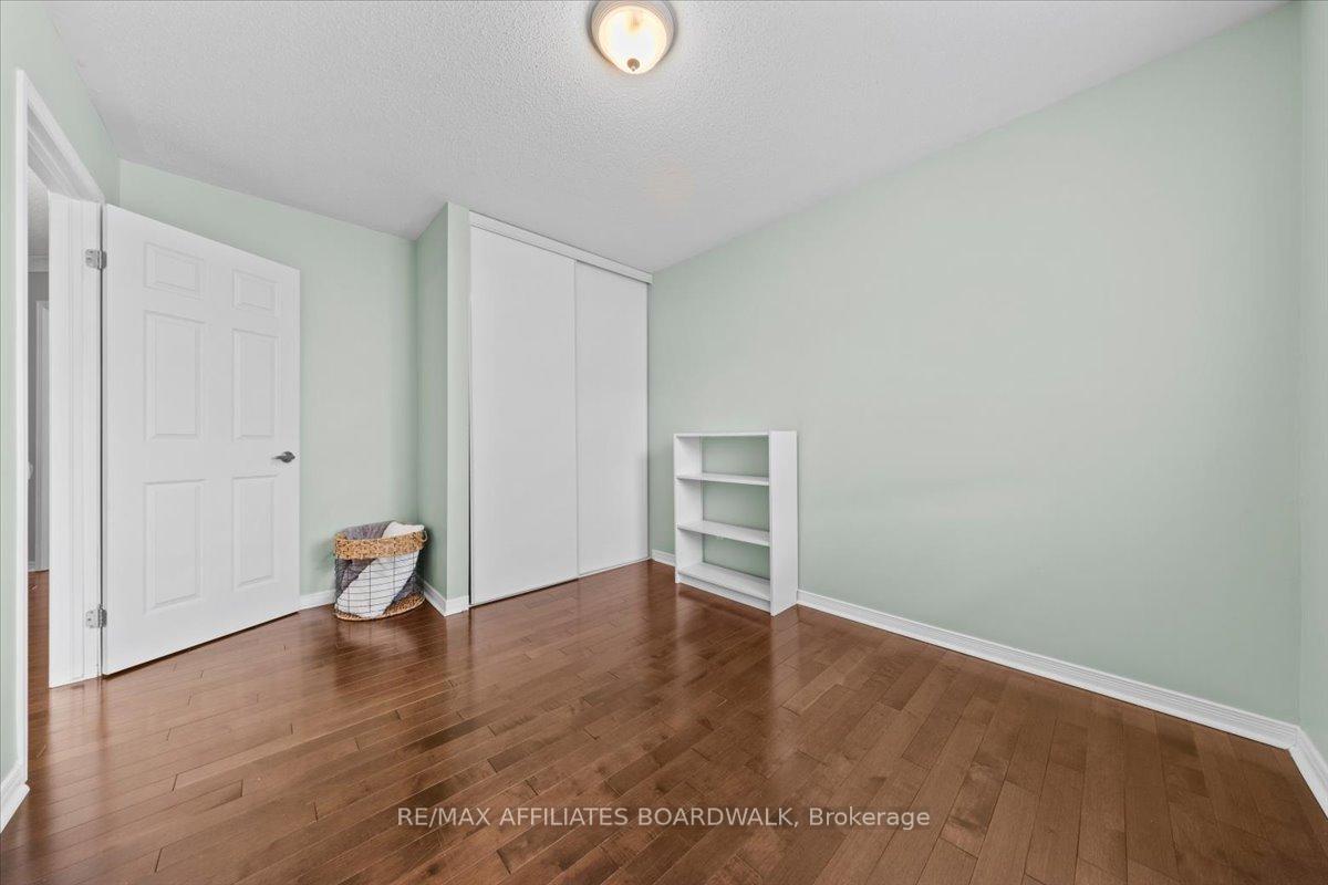 Photo 28 of 1199 Clyde Avenue, Ottawa, Central Park — HOMEH
