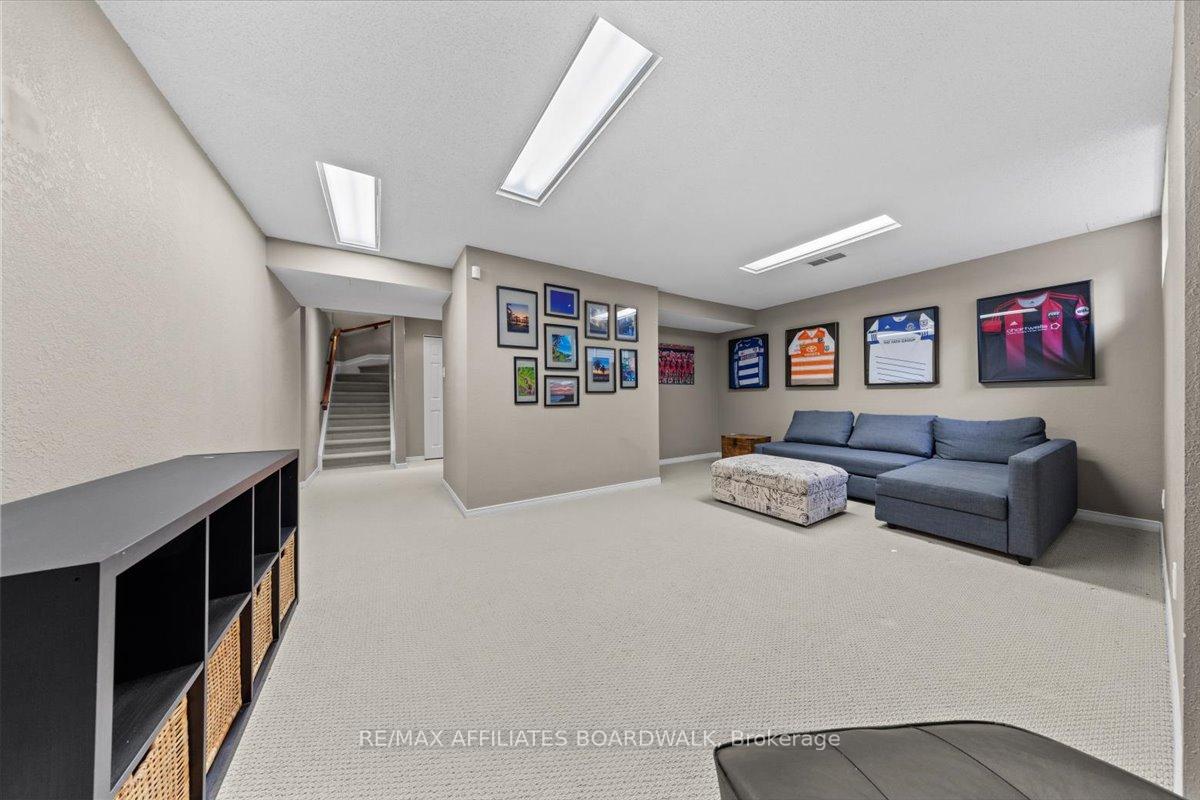 Photo 29 of 1199 Clyde Avenue, Ottawa, Central Park — HOMEH