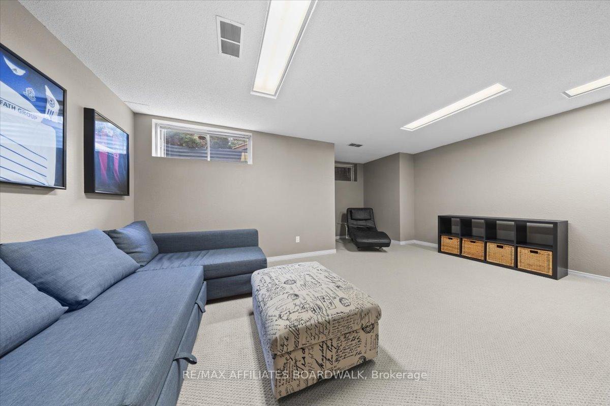 Photo 32 of 1199 Clyde Avenue, Ottawa, Central Park — HOMEH