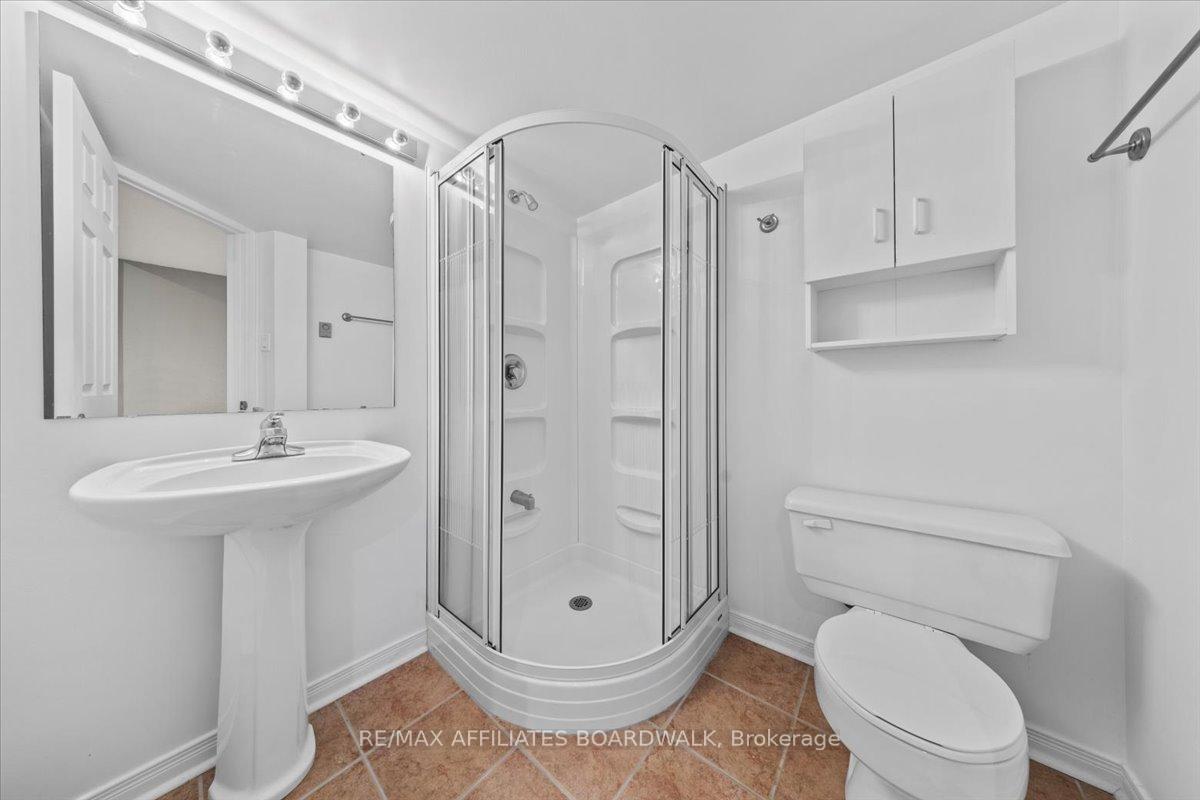 Photo 33 of 1199 Clyde Avenue, Ottawa, Central Park — HOMEH