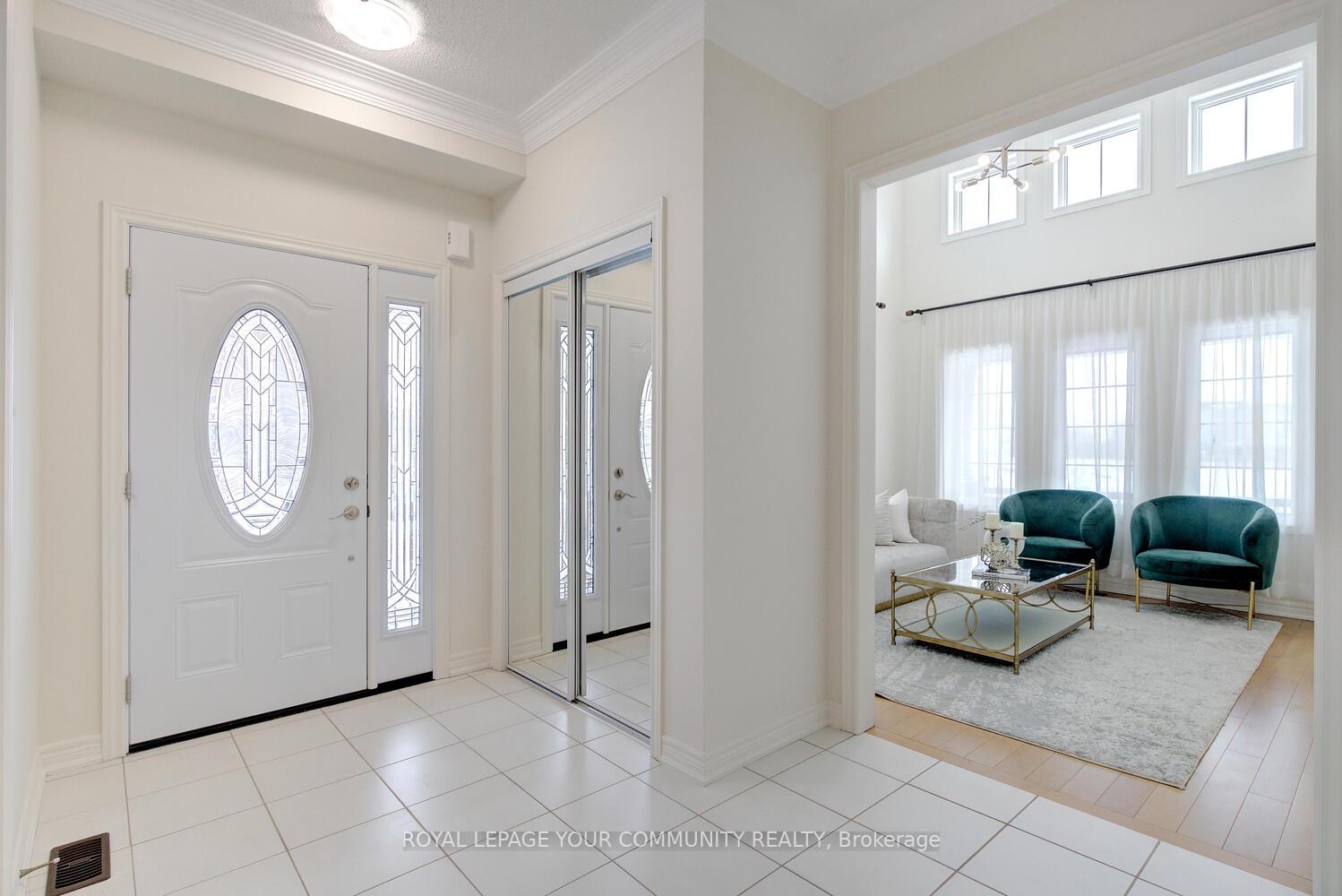 Photo 9 of 176 Retreat Boulevard N, Vaughan, Vellore Village — HOMEH