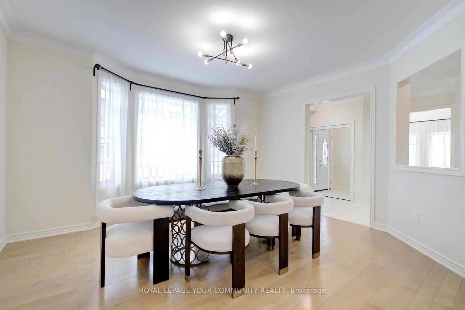 Photo 12 of 176 Retreat Boulevard N, Vaughan, Vellore Village — HOMEH