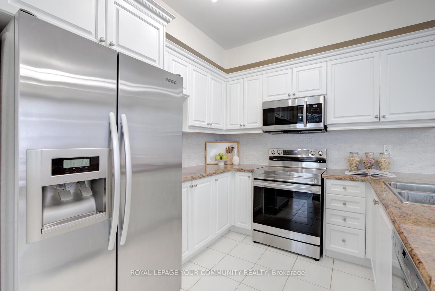 Photo 18 of 176 Retreat Boulevard N, Vaughan, Vellore Village — HOMEH