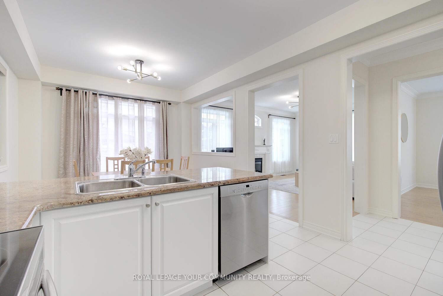 Photo 19 of 176 Retreat Boulevard N, Vaughan, Vellore Village — HOMEH