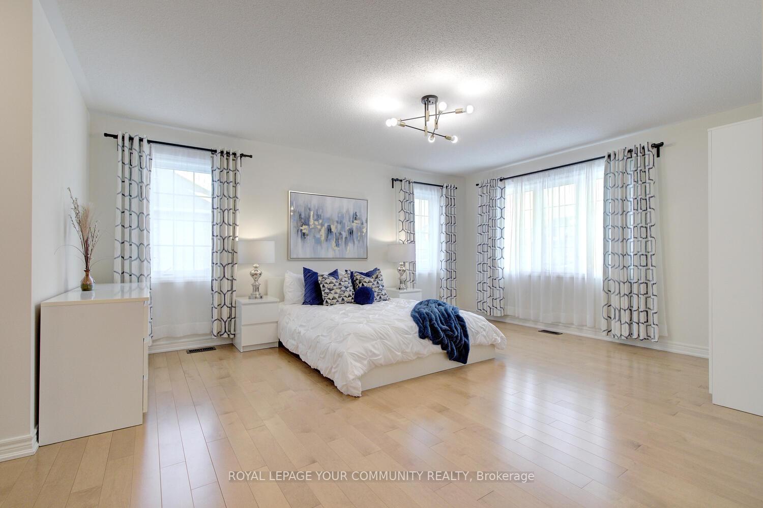 Photo 31 of 176 Retreat Boulevard N, Vaughan, Vellore Village — HOMEH