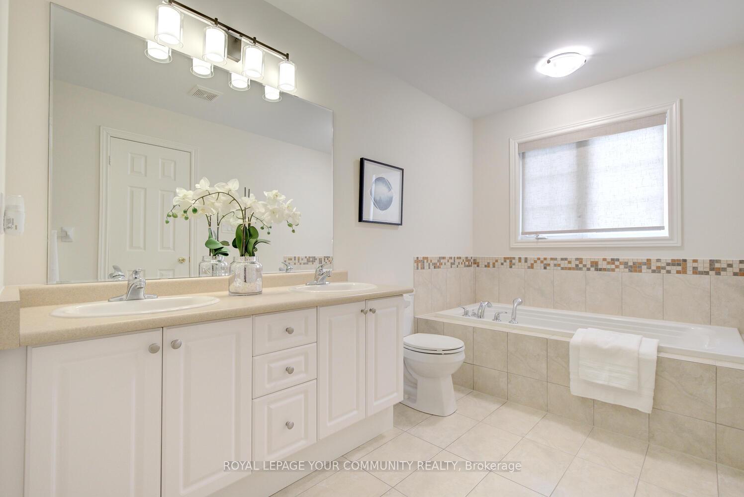 Photo 32 of 176 Retreat Boulevard N, Vaughan, Vellore Village — HOMEH